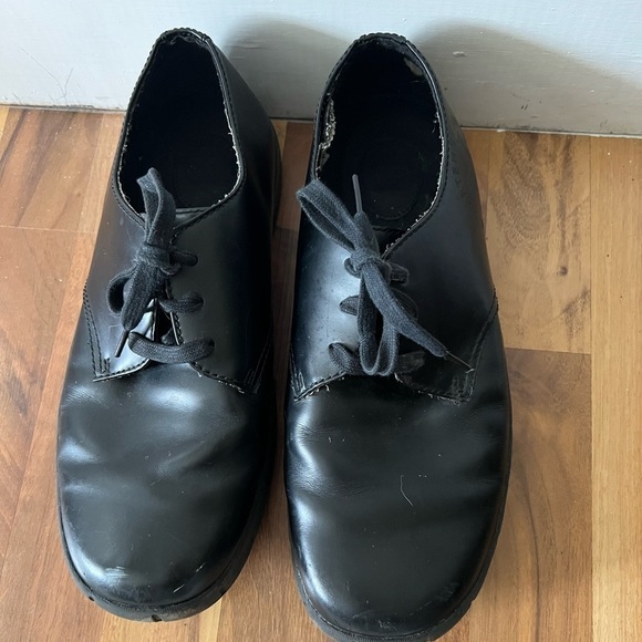 Doc Marten Bram Men\'s Black Leather Shoes, size 10, used condition, see photos